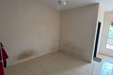 Taman Desa Baiduri Aman