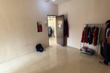 Taman Desa Baiduri Aman