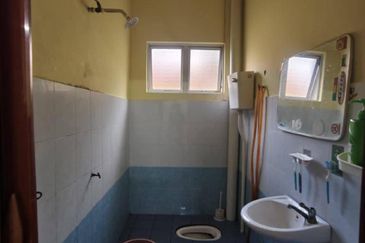 Taman Desa Baiduri Aman