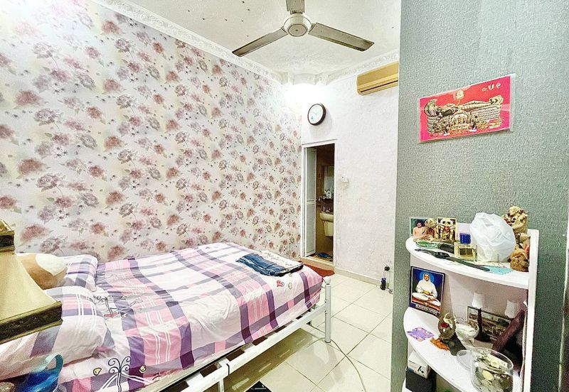 Taman Kepong (Kepong Garden)