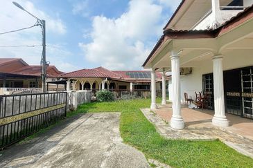 Kampung Sungai Ramal Dalam