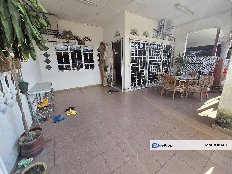 Taman Paroi Seremban 🏡 Single Storey Terrace  Fully Extended Kitchen & Living, Negeri Sembilan, Seremban