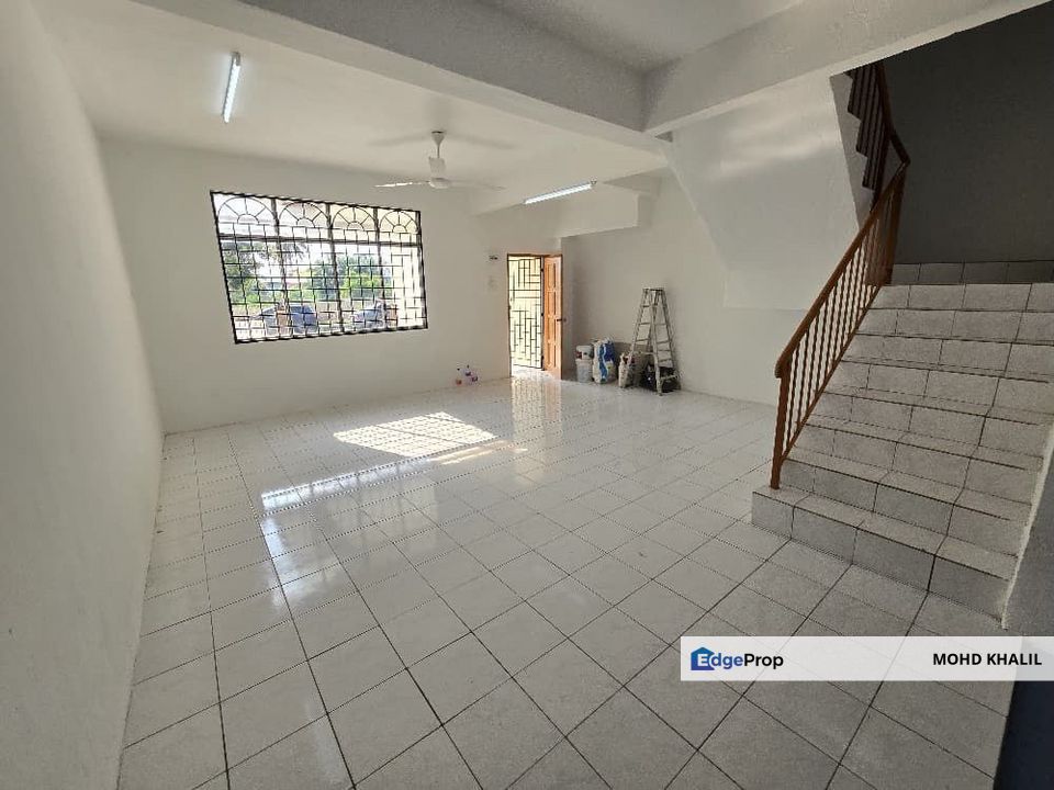 Taman Sri Anggerik Rantau 🏡 Double Storey Terrace  Spacious 20’x70’ Lot, Negeri Sembilan, Rantau