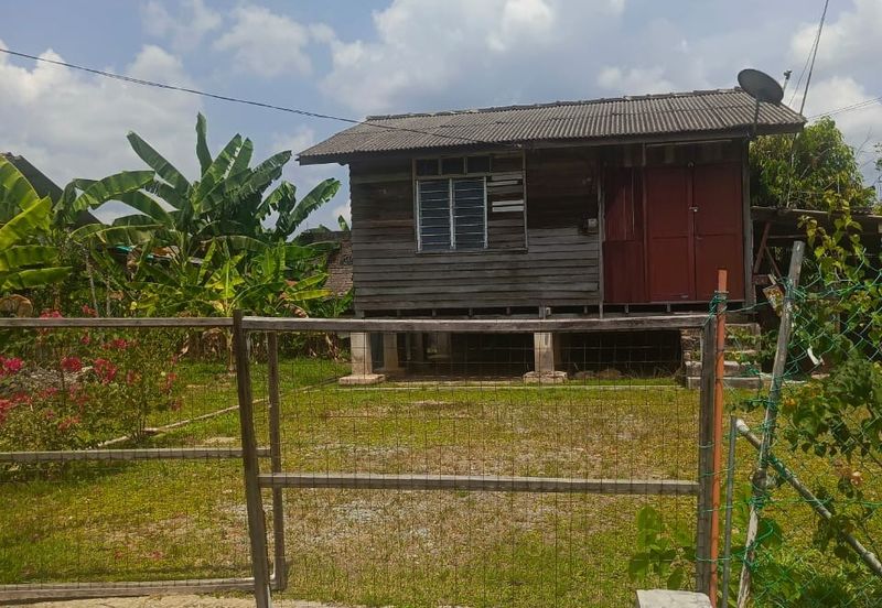 Rumah Rakyat Batu Kikir