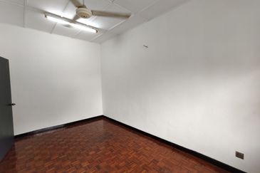 Taman Subang Indah PJS 10