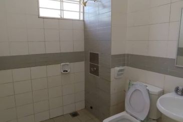 Jalan Setia Perdana BB U13/BD