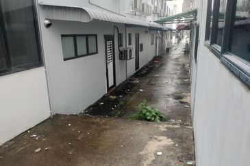 Jalan Setia Permai U13/42M