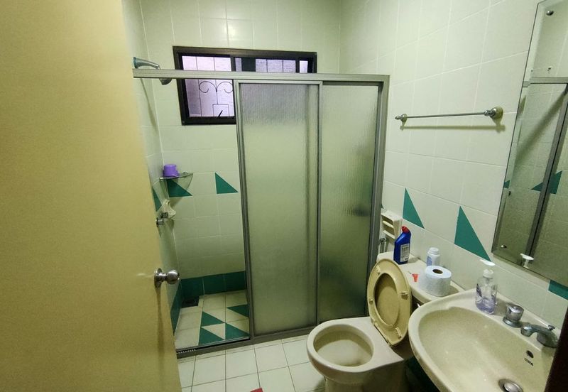 KGSAAS Golf Club, Seksyen 13