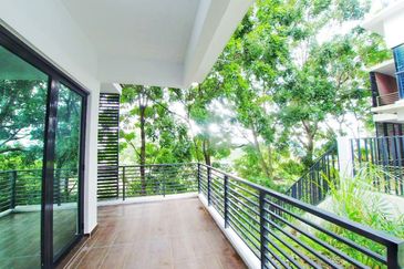 Jalan Sierra 2/5, Bandar 16 Sierra