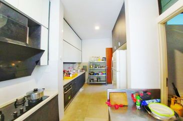 Jalan Sierra 2/5, Bandar 16 Sierra