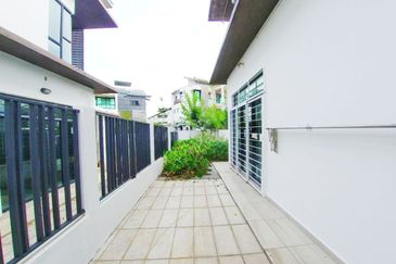 Jalan Sierra 2/5, Bandar 16 Sierra