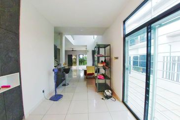 Jalan Sierra 2/5, Bandar 16 Sierra