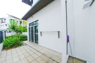 Jalan Sierra 2/5, Bandar 16 Sierra