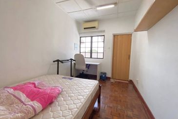 Seksyen 11, Shah Alam