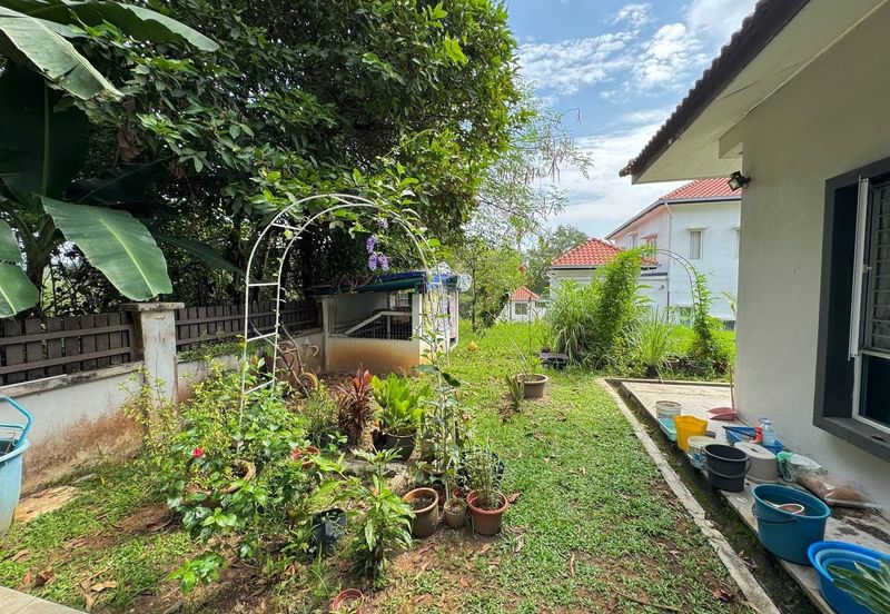 Persiaran Puncak Alam 1 