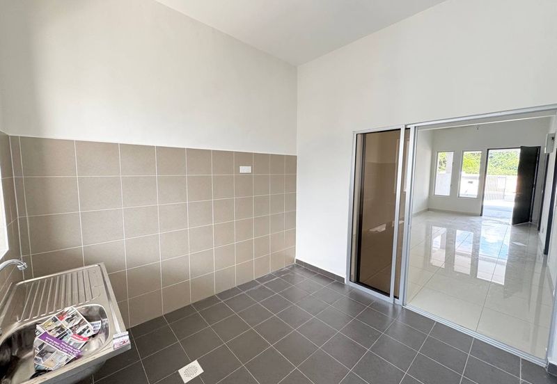 Taman Jenderam Sutera