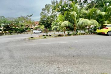 Laman Bakawali @ Kota Seriemas