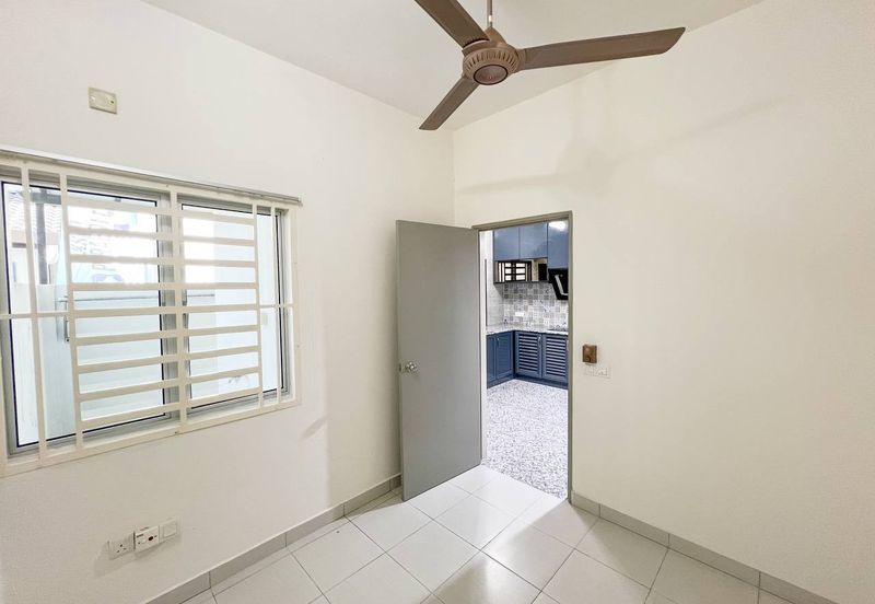 SEREMBAN 2 HEIGHT (LABU)