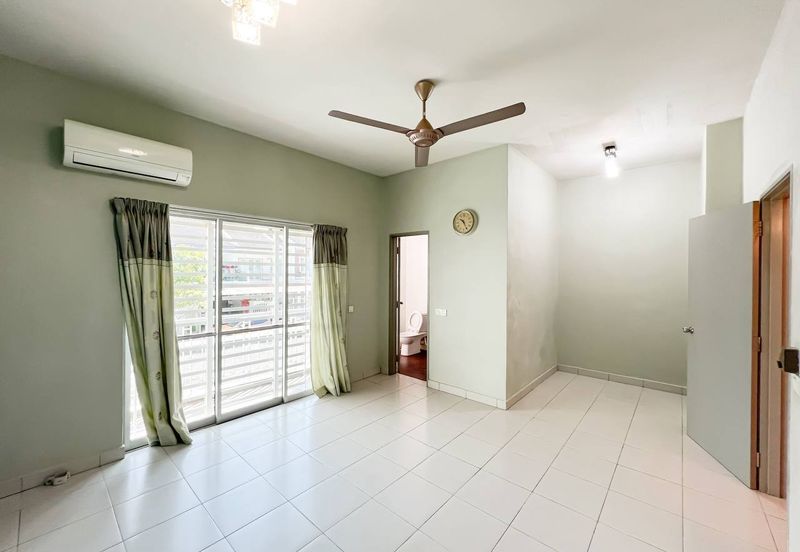 SEREMBAN 2 HEIGHT (LABU)