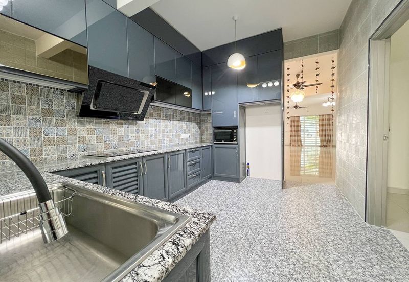 SEREMBAN 2 HEIGHT (LABU)