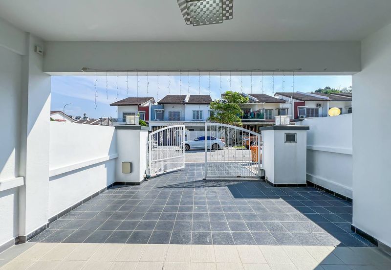 SEREMBAN 2 HEIGHT (LABU)