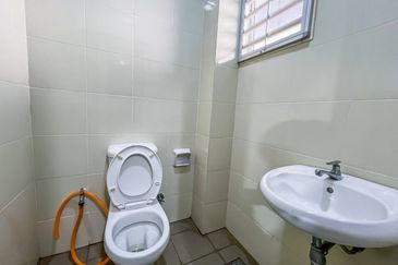 SEREMBAN 2 HEIGHT (LABU)