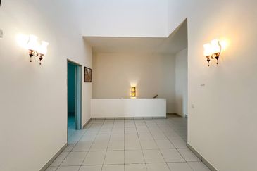 SEREMBAN 2 HEIGHT (LABU)