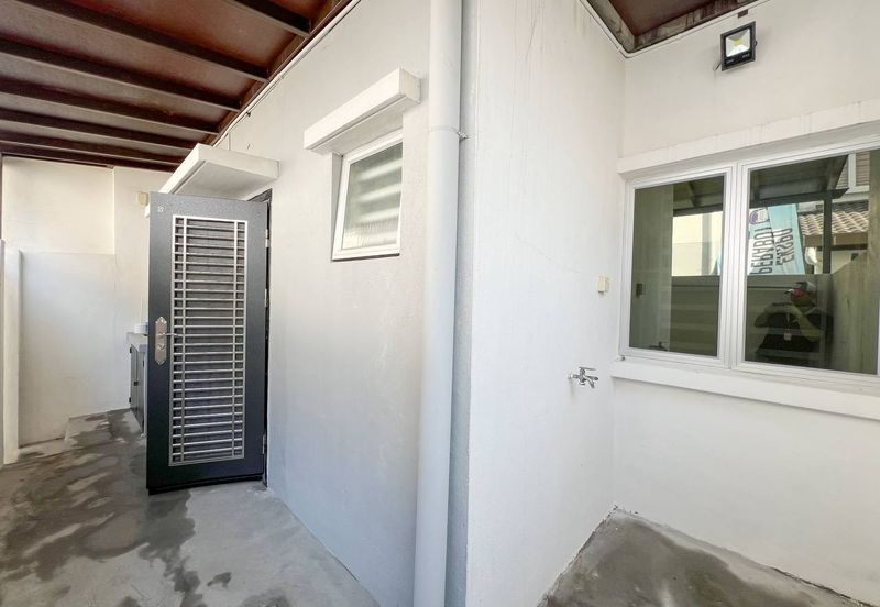 SEREMBAN 2 HEIGHT (LABU)