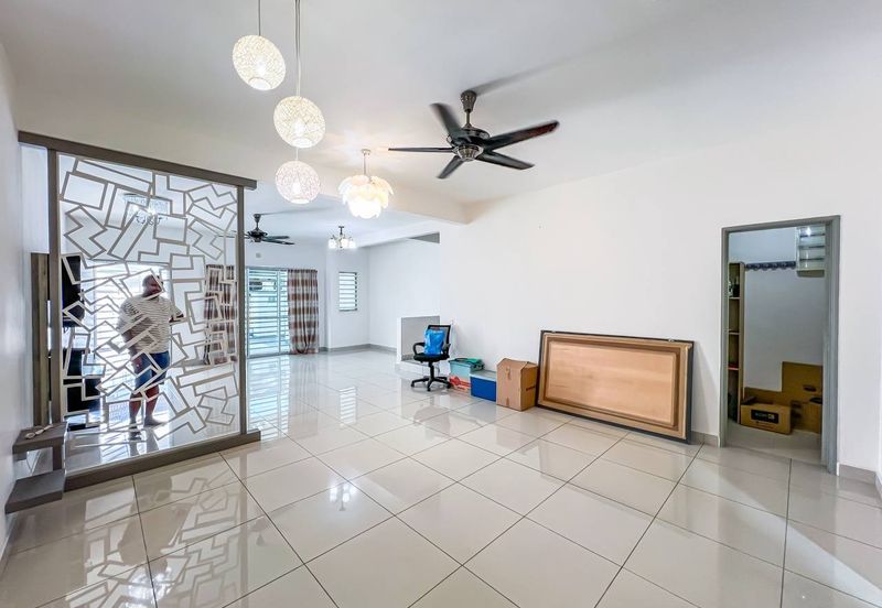 SEREMBAN 2 HEIGHT (LABU)