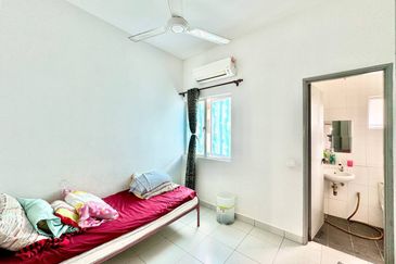 SEREMBAN 2 HEIGHT (LABU)