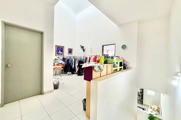 SEREMBAN 2 HEIGHT (LABU)