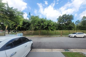 SEREMBAN 2 HEIGHT (LABU)