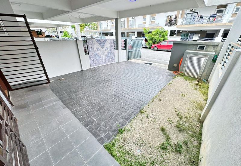 Albury at Mahkota Hills