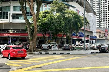 Sentul Raya Boulevard