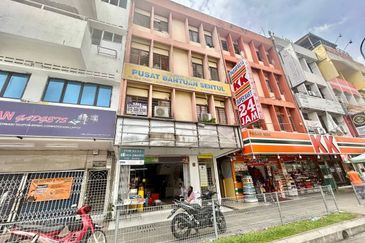 Sentul Raya Boulevard