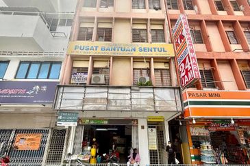 Sentul Raya Boulevard