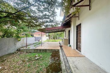 Kampung Sungai Ramal Dalam