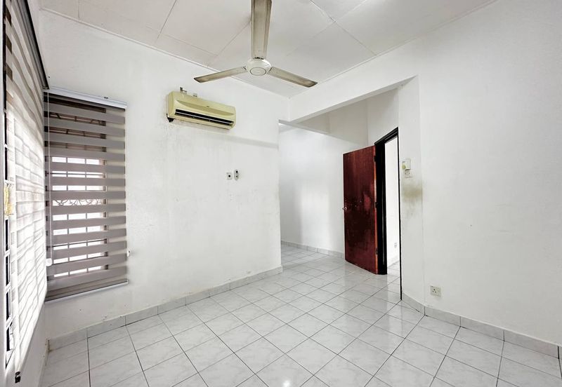 Taman Desa Pinggiran Bayu