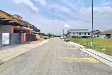 Seksyen 30, Shah Alam