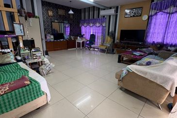 Perdana College Heights