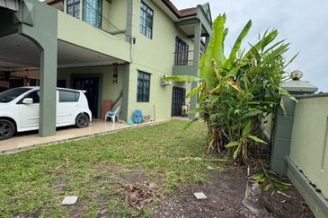 Perdana College Heights