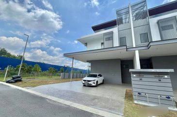 Broadleaf Residences, Hometree