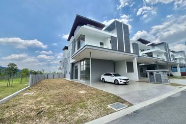 Broadleaf Residences, Hometree