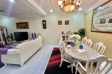 Jalan Ukay Perdana 4/2