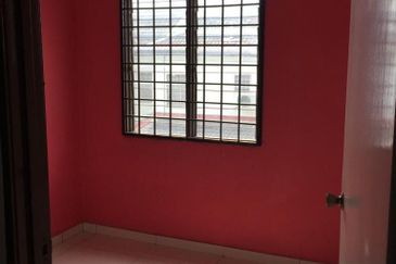 Persiaran Puncak Alam 1 