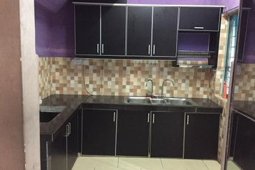 Persiaran Puncak Alam 1 