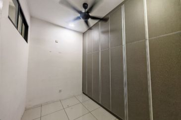 TAMAN BAYU INDERA, LUKUT