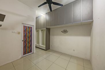 TAMAN BAYU INDERA, LUKUT