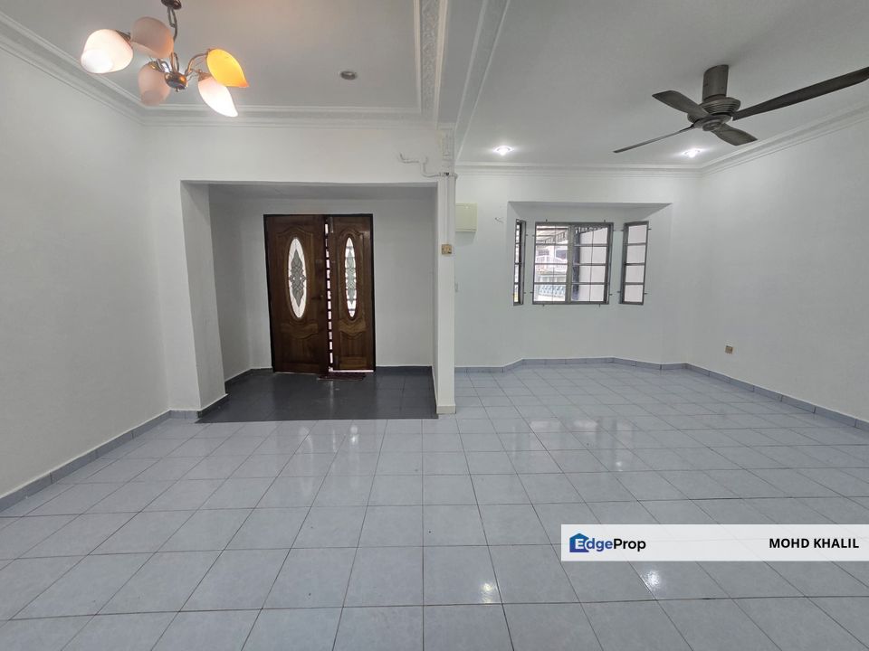 Taman Alamanda, Senawang | Double Storey Terrace | Good Condition & Newly Painted 🏡✨, Negeri Sembilan, Seremban