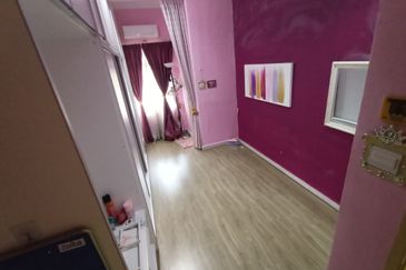 Desa Pinggiran Putra